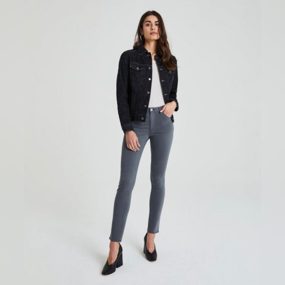 AG Adriano Goldschmied Mid-Rise Gray Jean 25